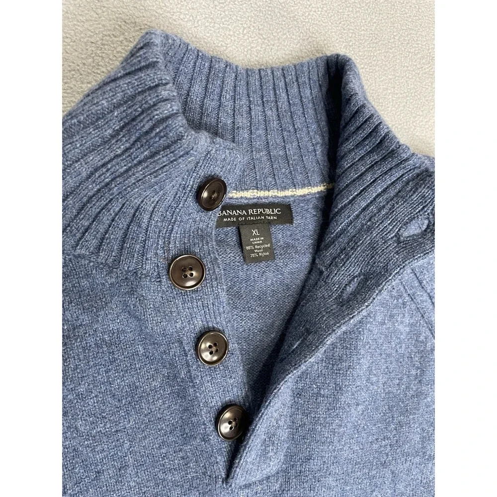 Banana Republic Sweater Men XL Blue Wool‎ Blend Sweater Mock Neck 4 Button